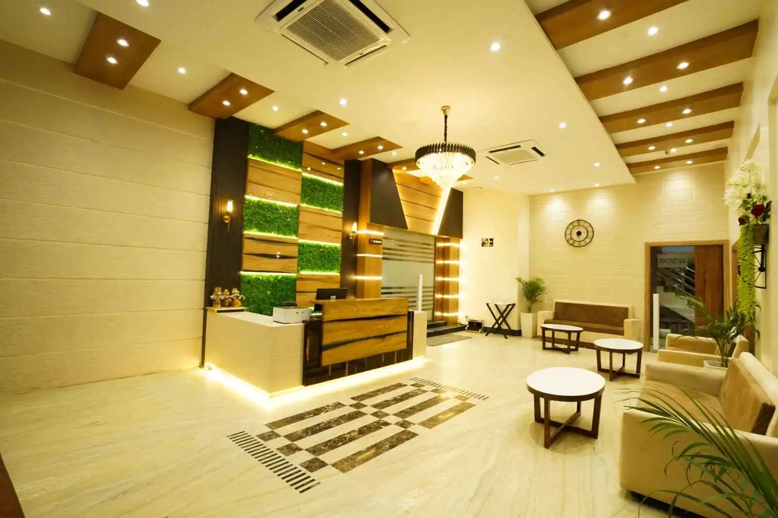 lobby (1)